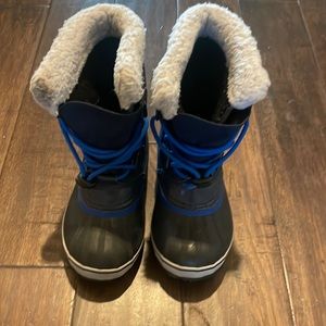 Size 2 Boys Sorel Yoot Pac Boots
